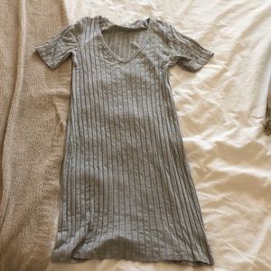 Ribbed grey mini dress!
